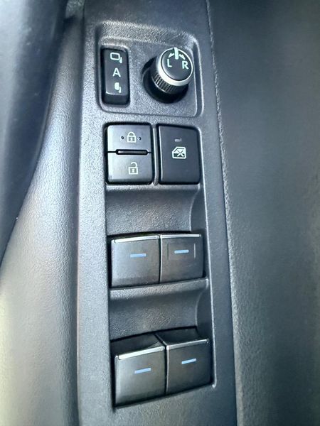2021 Toyota Corolla ZR Hybrid Auto Photo 22