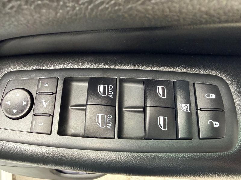 2020 Jeep Grand Cherokee Night Eagle Auto 4x4 MY20 Photo 10