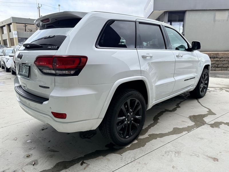 2020 Jeep Grand Cherokee Night Eagle Auto 4x4 MY20 Photo 4