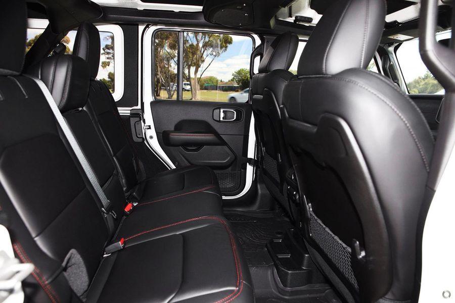 2025 Jeep Wrangler Unlimited Rubicon Auto 4x4 MY25 Photo 6