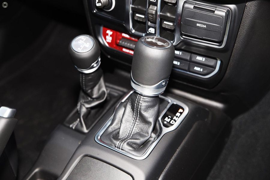 2025 Jeep Wrangler Unlimited Rubicon Auto 4x4 MY25 Photo 11